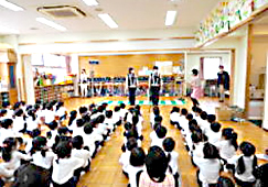 交通安全指導の写真